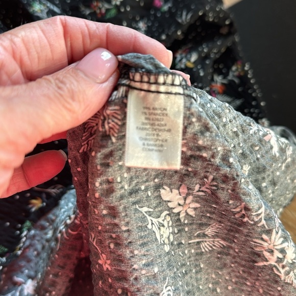 CJ Banks Peasant Blouse Womens 1X black/Floral smocked neckline Prairie crinkle - Picture 8 of 11